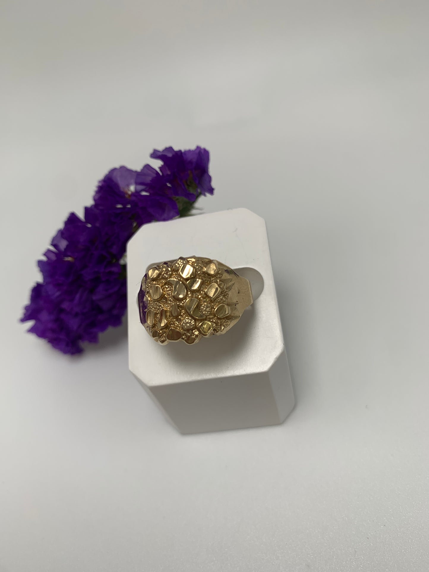 Anillo De Hombre Con Diseno