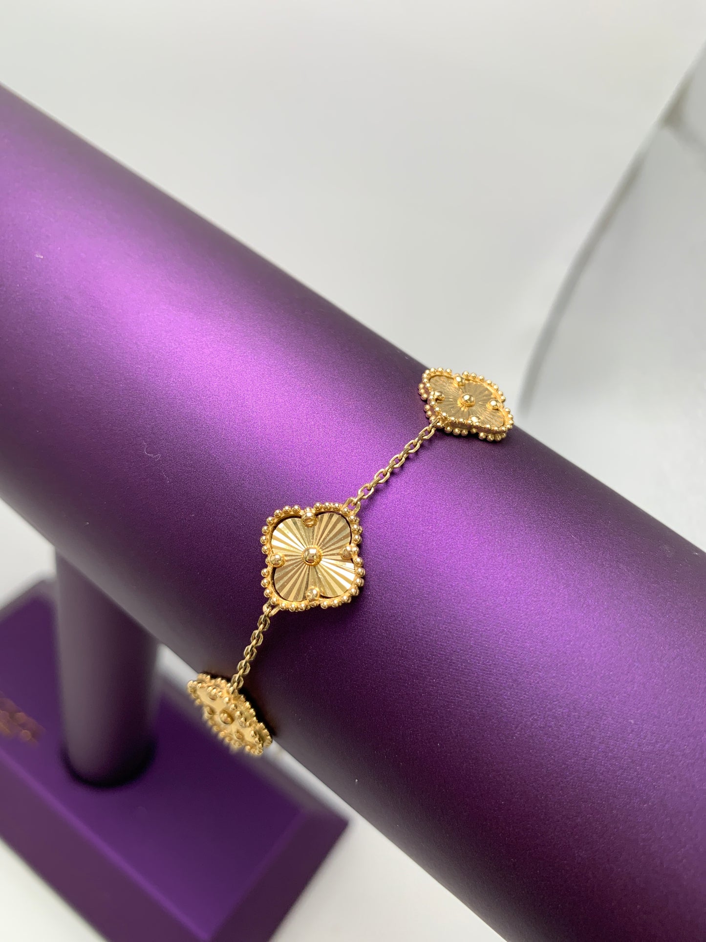 Manillas de Flores Doradas