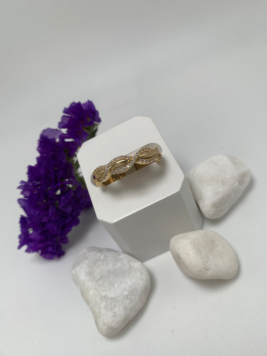 Anillo con Piedras Blancas