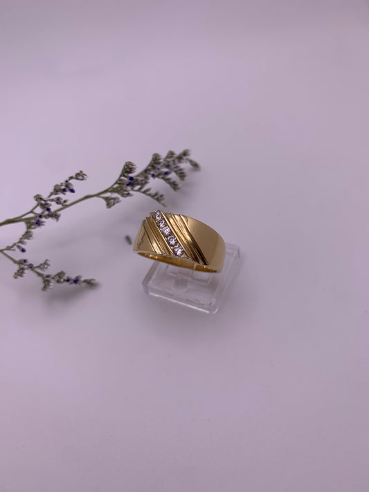 14K Gold Men's Wedding Band