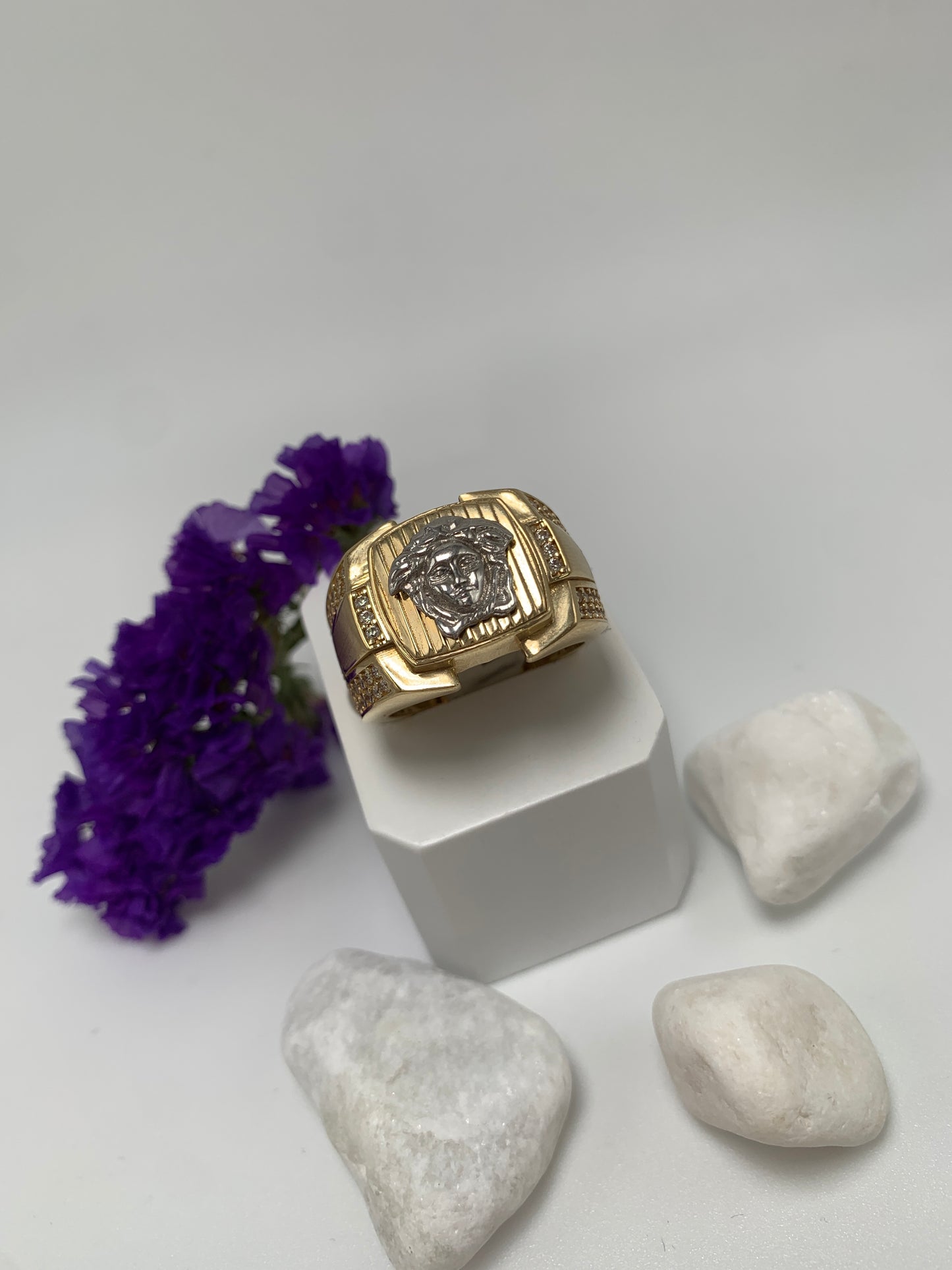 Anillo de Hombre Con Oro Blanco de Diseno